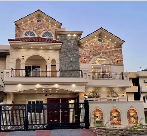 G-13 35*70 Brand new Double story House available for sale