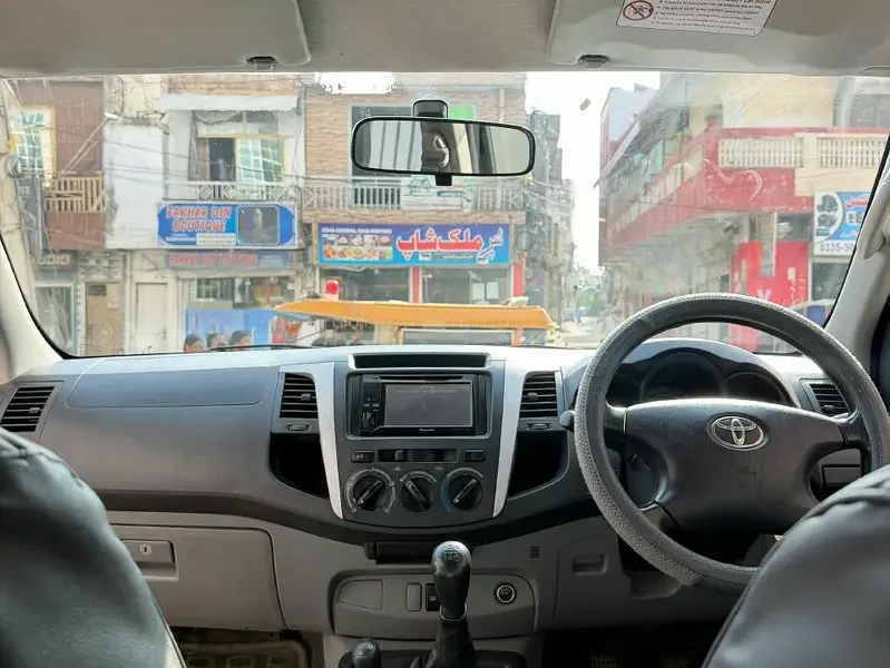 Toyota HIlux 2011