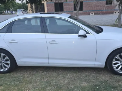 Audi A4 1400CC 2019 White Full Option